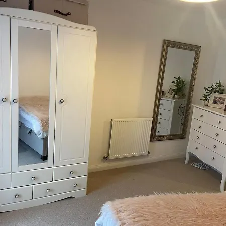 Apartamento Modern Furnished One Bed